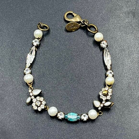 Sorrelli Clear Crystal Flower Blue Swarovski Antiqued Romantic Bracelet - Picture 1 of 11